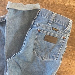 EUC Men’s Wrangler Jeans